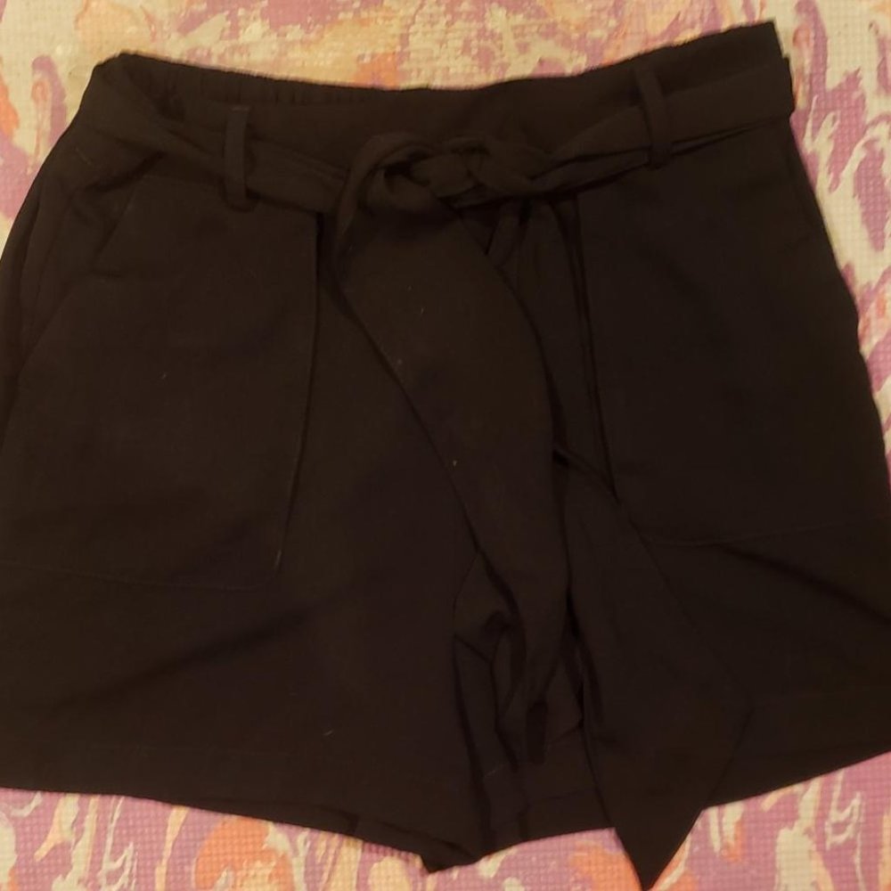 Paperbag style w/tie high wast lightweight short